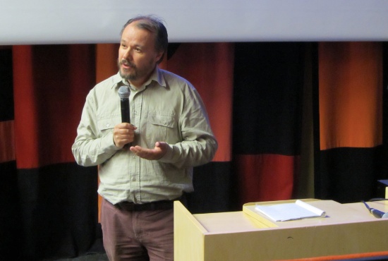 Dan Vik presenterade visionen om att starta ett Ashram i Indein.